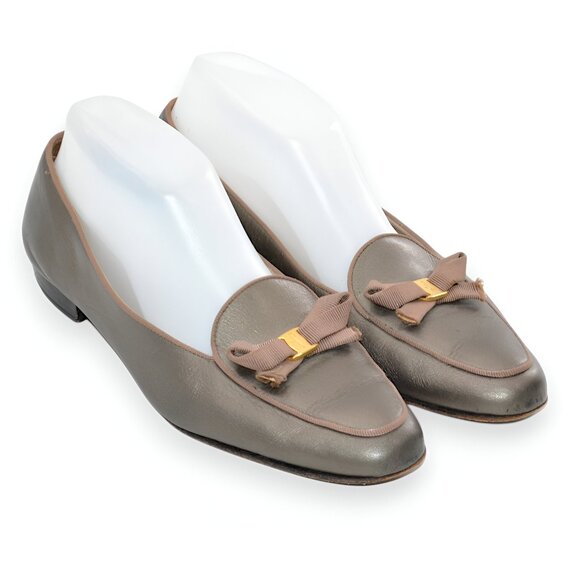 Ferragamo Neutral Minimalist Bronze Pewter Taupe Brown Leather Flats Loafers 8 N - Picture 1 of 10